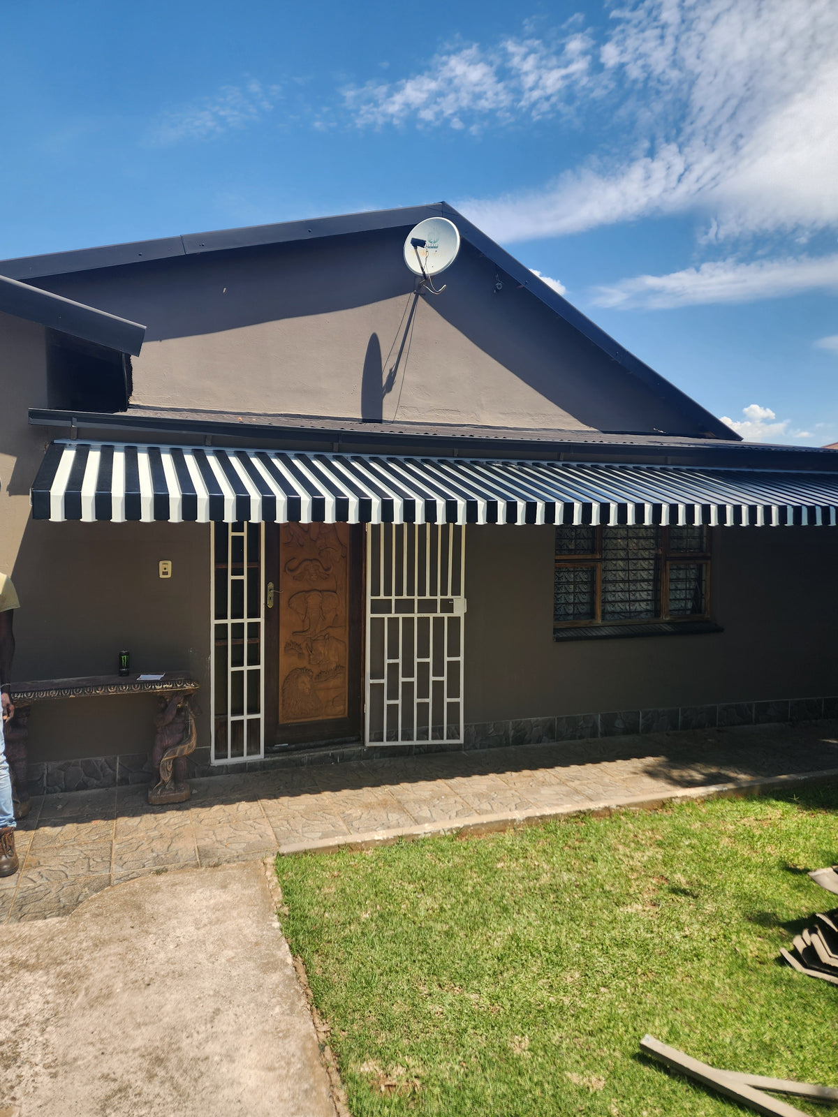 Aluminum Wedge Awnings