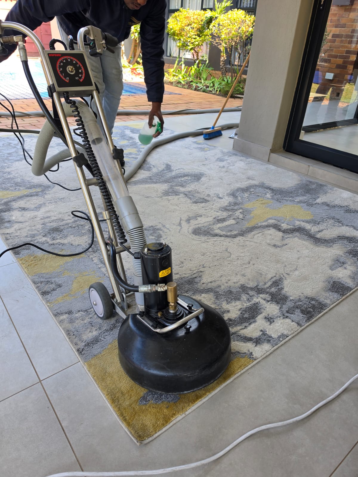 Loose Medium Rug Cleaning